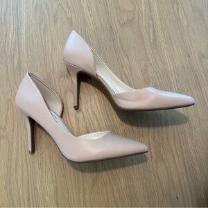 Jessica Simpson Beige Pumps